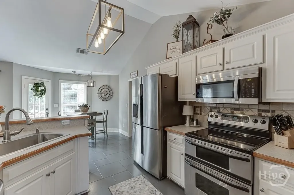 131 Wood Cove Jefferson GA 30549