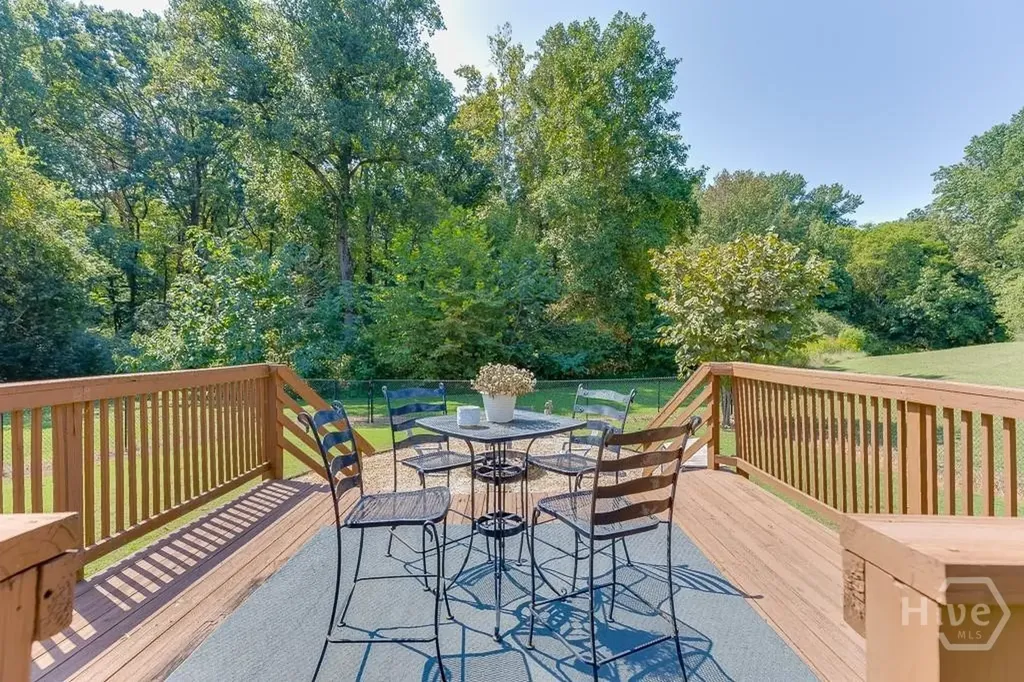 131 Wood Cove Jefferson GA 30549