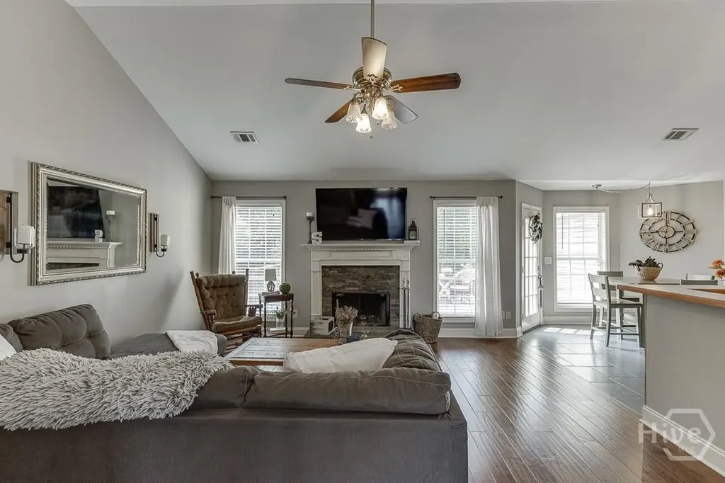 131 Wood Cove Jefferson GA 30549