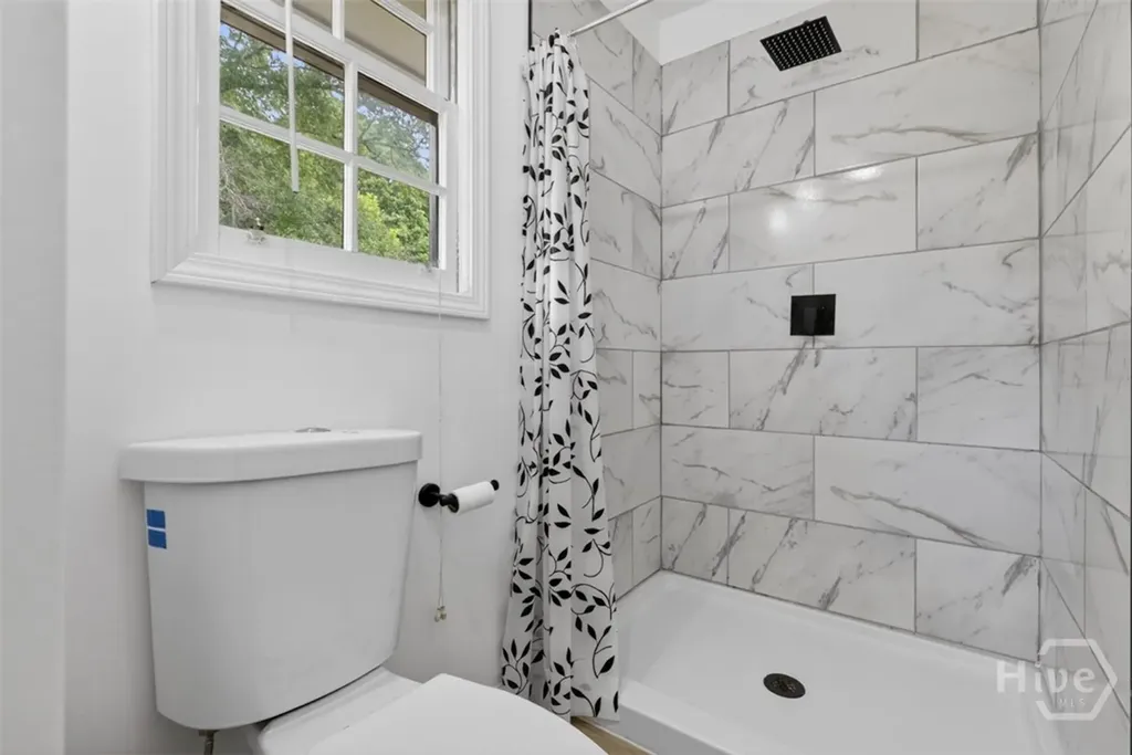 207 Buena Vista Street Winder GA 30680