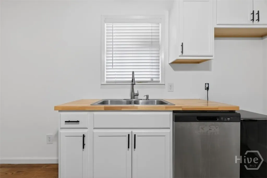 207 Buena Vista Street Winder GA 30680