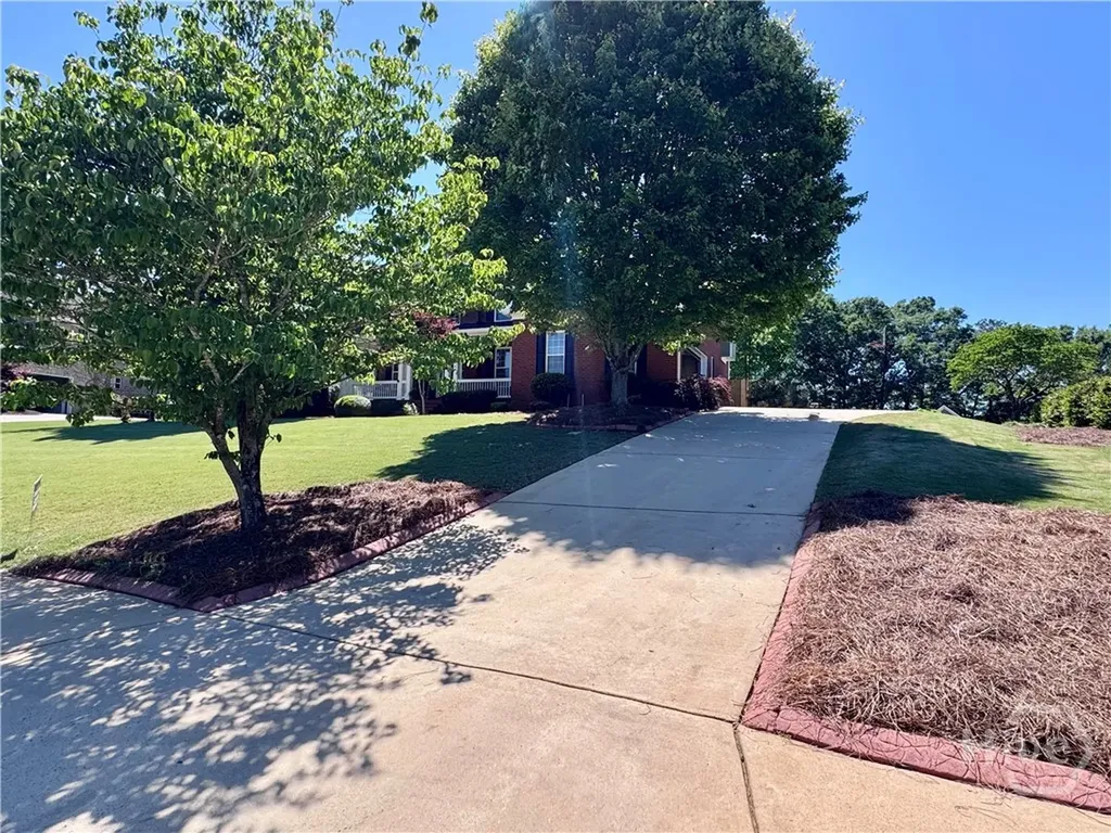 1061 Timarron Trail Watkinsville GA 30677
