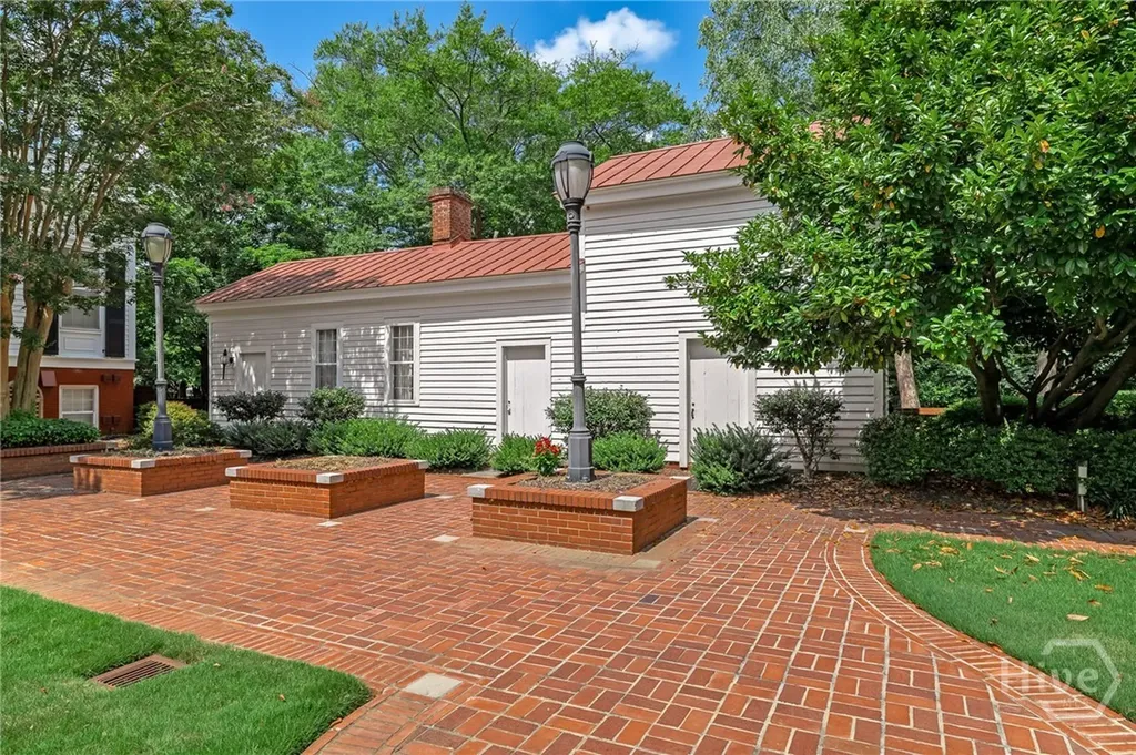 570 Prince Avenue Athens GA 30601