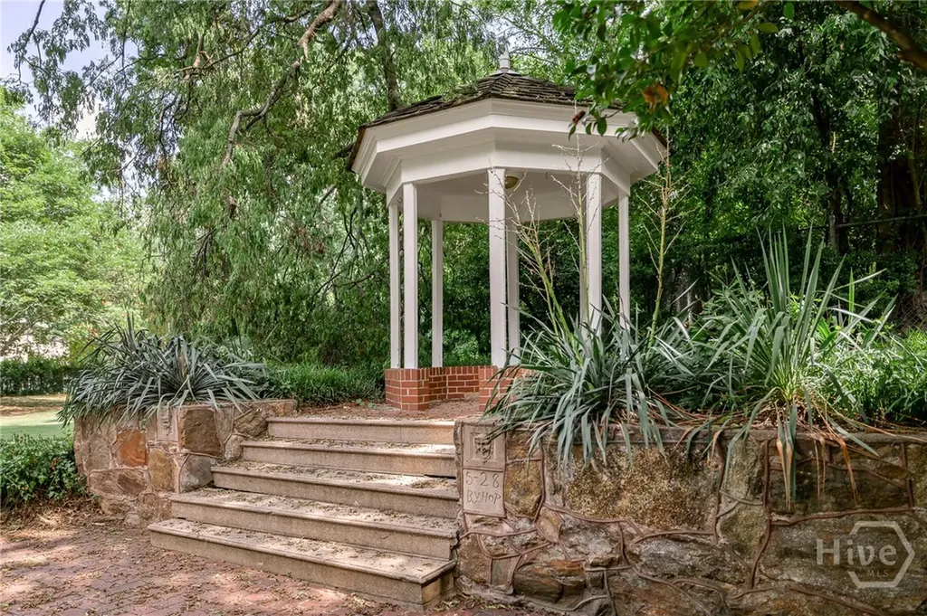 570 Prince Avenue Athens GA 30601