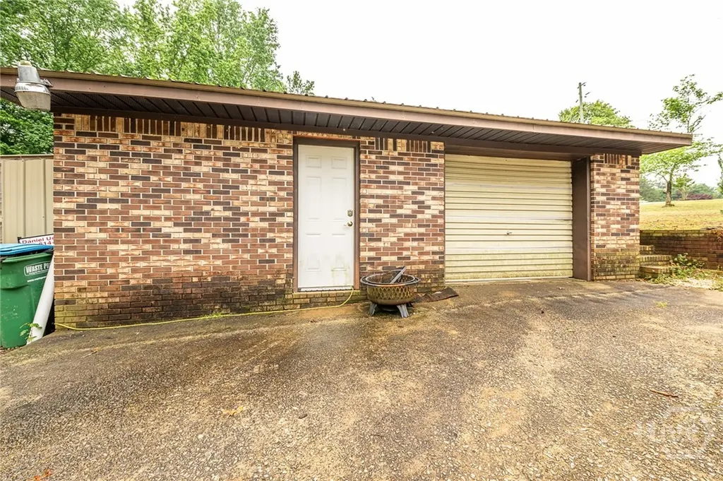 46 Sunset Circle Hartwell GA 30643