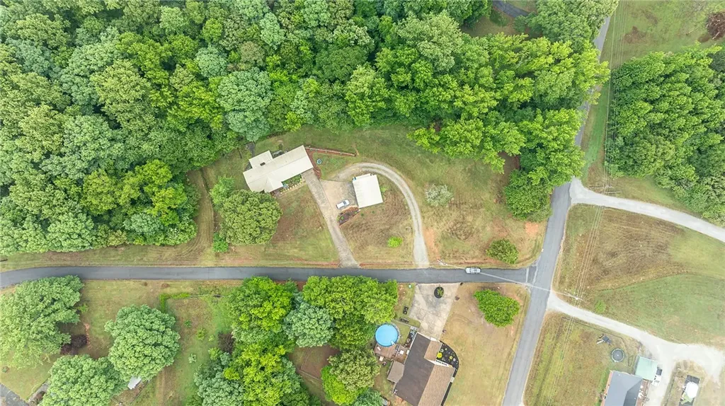 46 Sunset Circle Hartwell GA 30643