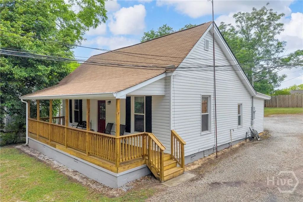 337 State Street Commerce GA 30529
