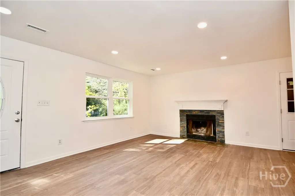 110 Thomas Trail Covington GA 30016