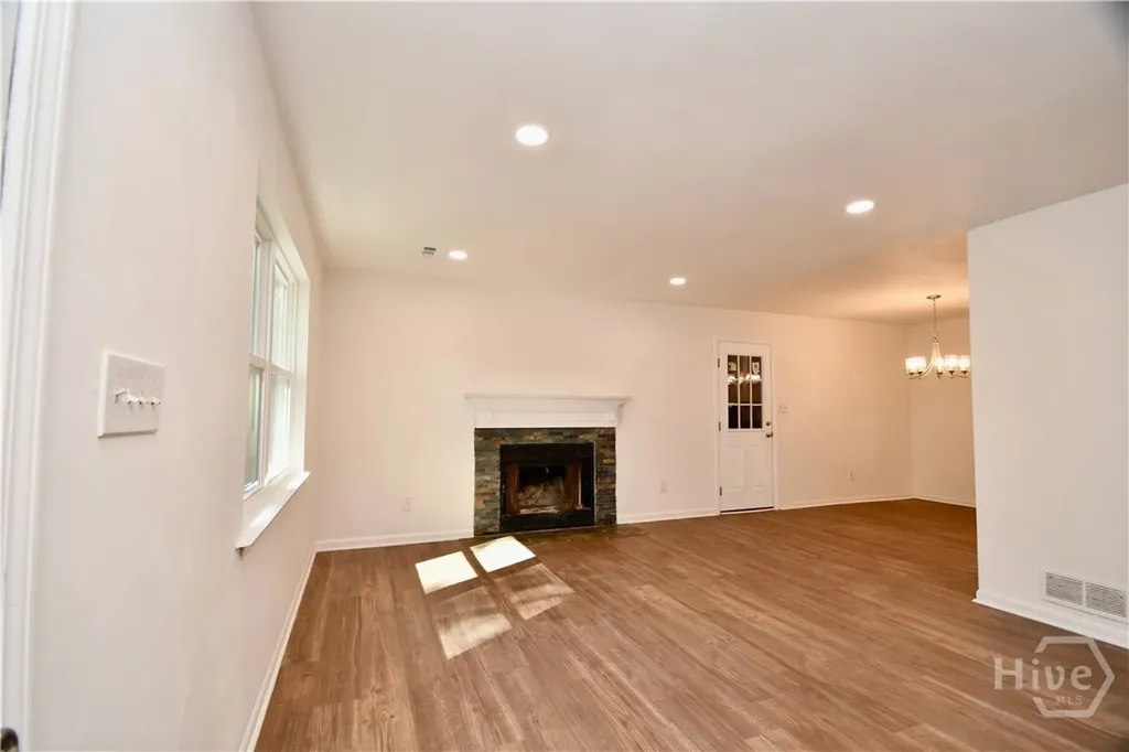 110 Thomas Trail Covington GA 30016