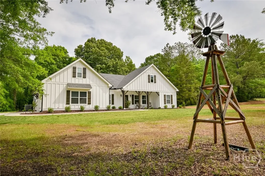 1411 Jack Malcom Madison GA 30650