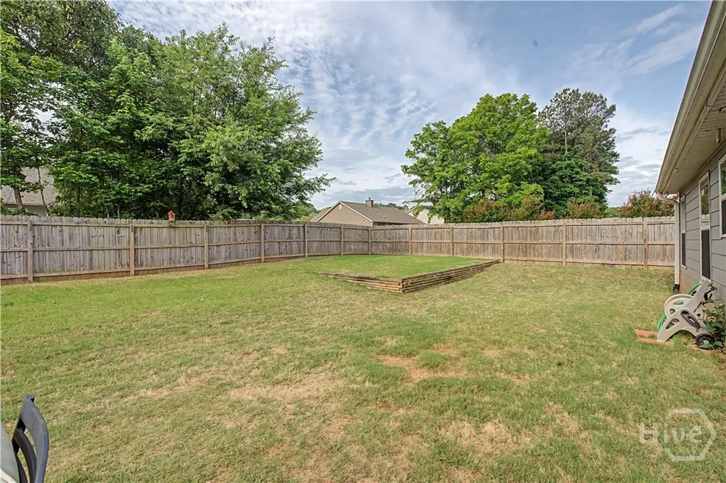 171 Goldshore Way Statham GA 30666