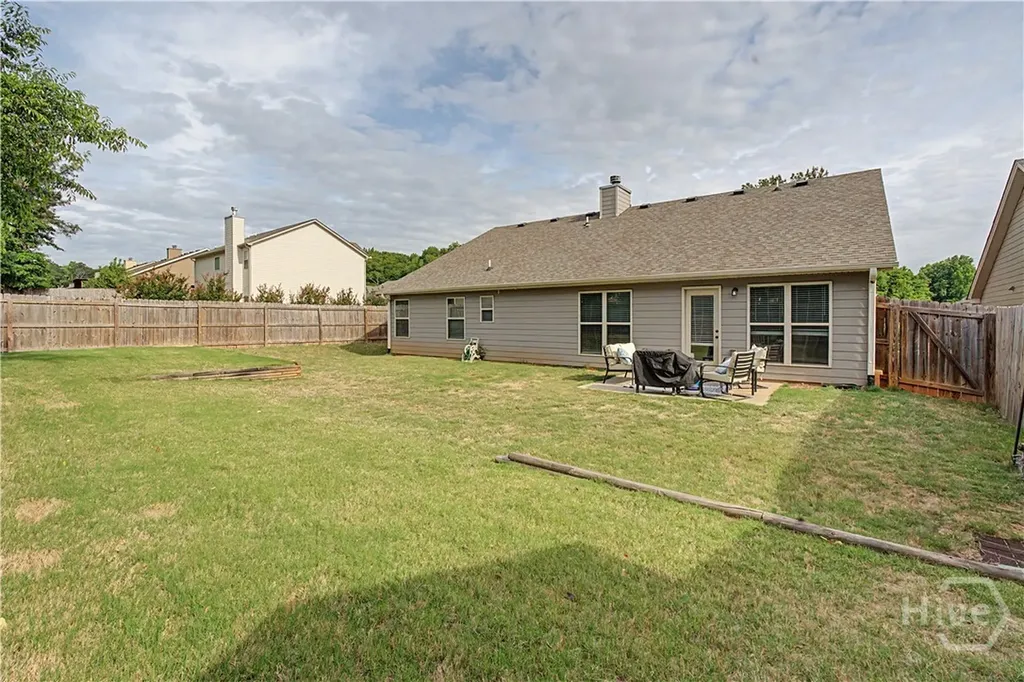 171 Goldshore Way Statham GA 30666