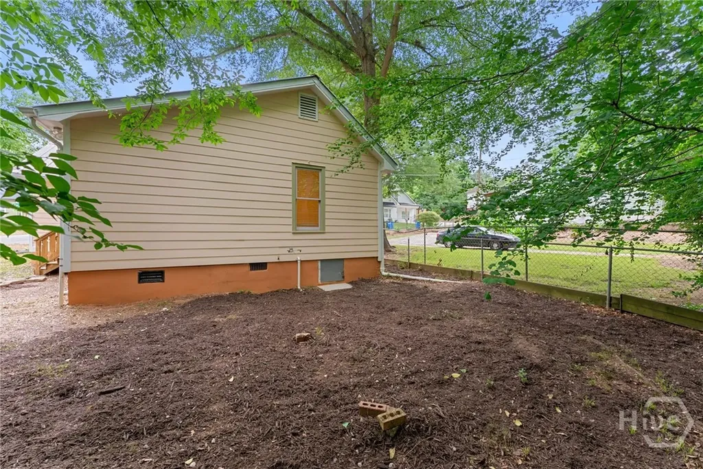 1021 Waddell Street Athens GA 30606