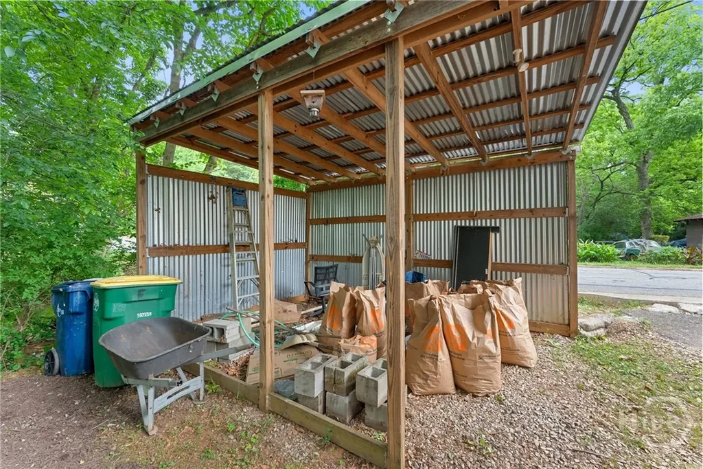 1021 Waddell Street Athens GA 30606
