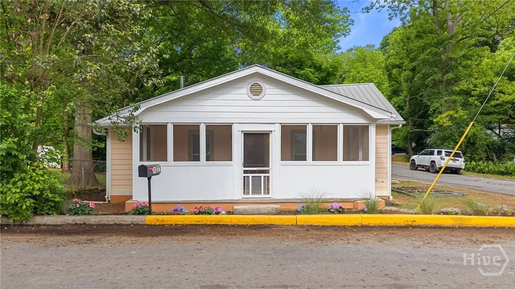 1021 Waddell Street Athens GA 30606