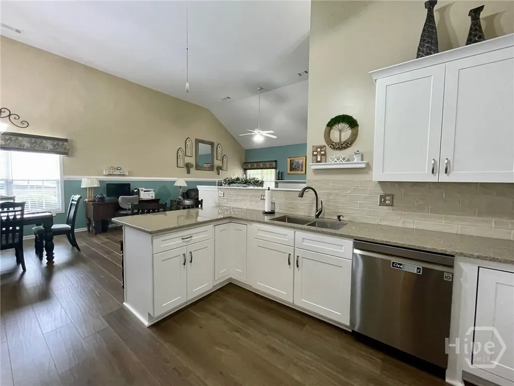 1605 Brooks Pointe Court Lawrenceville GA 30045