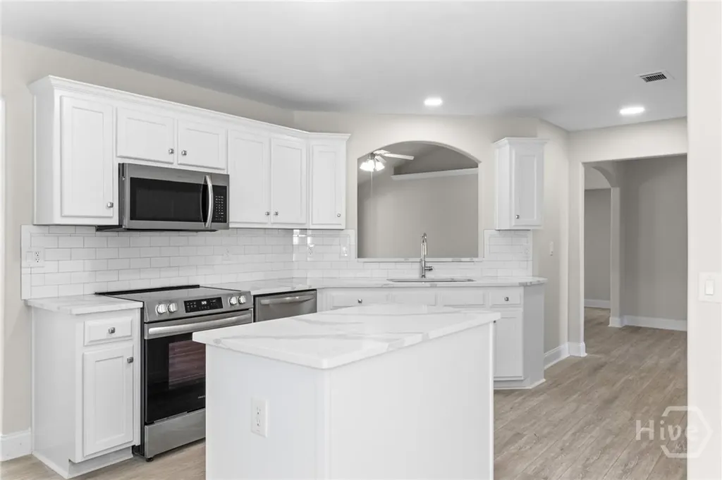 1030 Diamond Way Bogart GA 30622