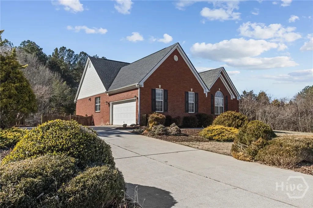 1030 Diamond Way Bogart GA 30622