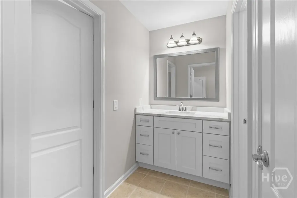 1030 Diamond Way Bogart GA 30622