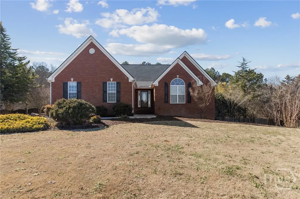 1030 Diamond Way Bogart GA 30622