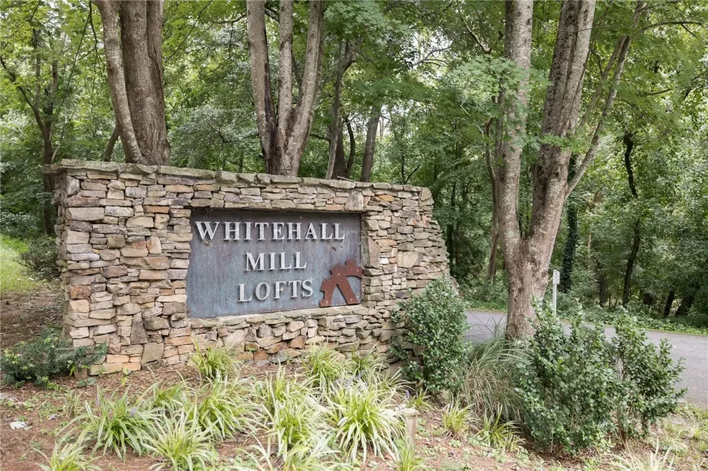 585 White Circle Athens GA 30605
