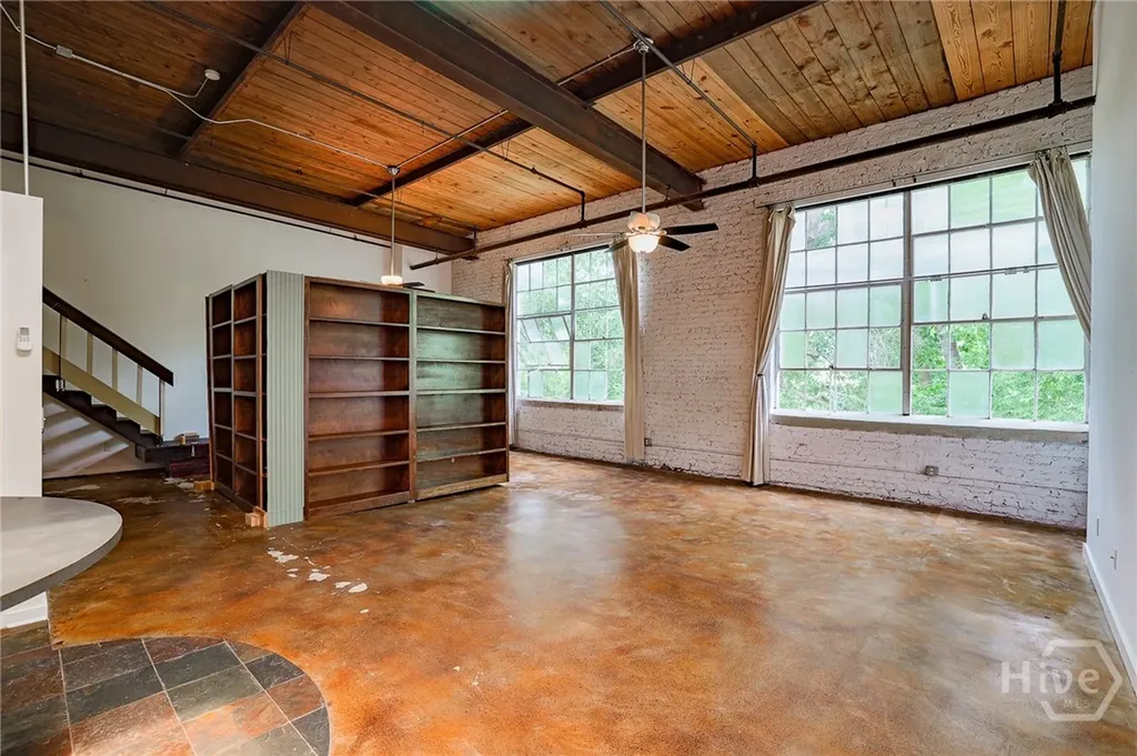 585 White Circle Athens GA 30605