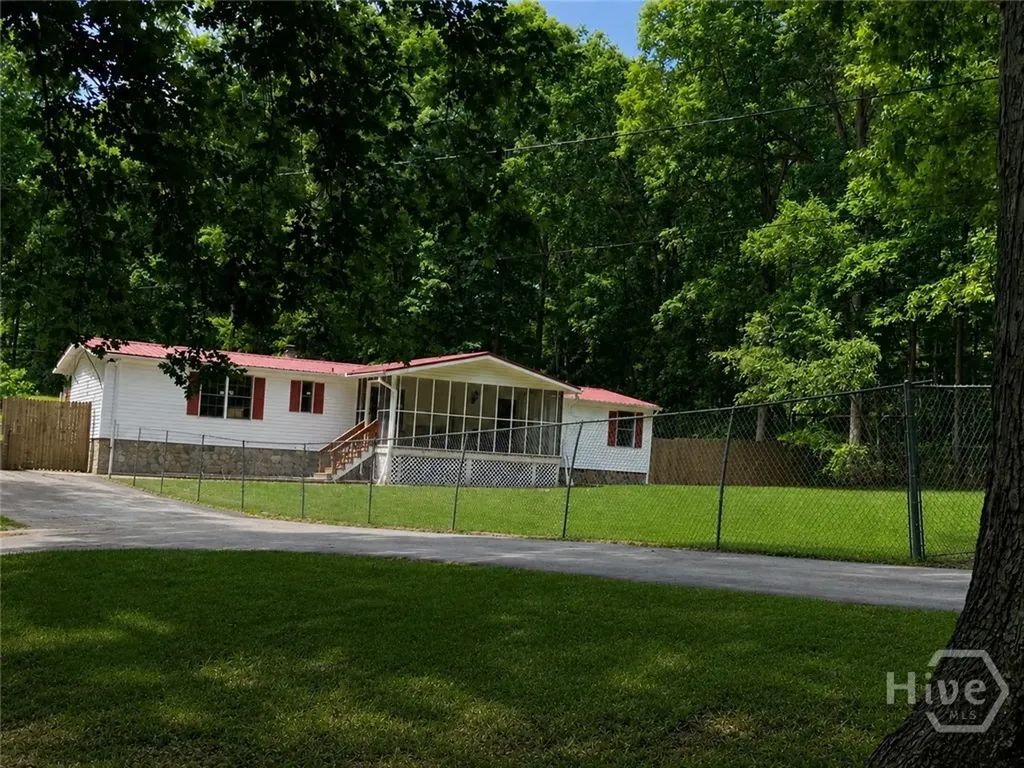 400 W Kellogg Drive Colbert GA 30628