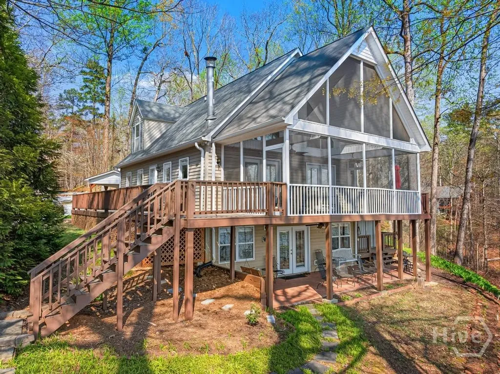 997 Rue Fleur De Lis Lavonia GA 30553