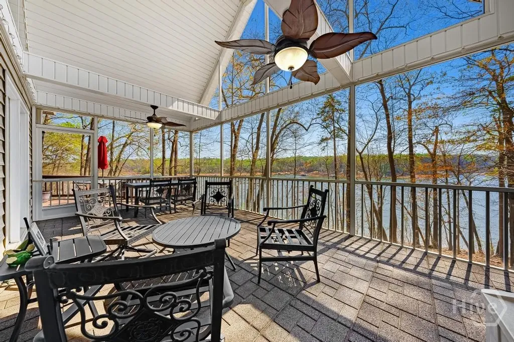 997 Rue Fleur De Lis Lavonia GA 30553