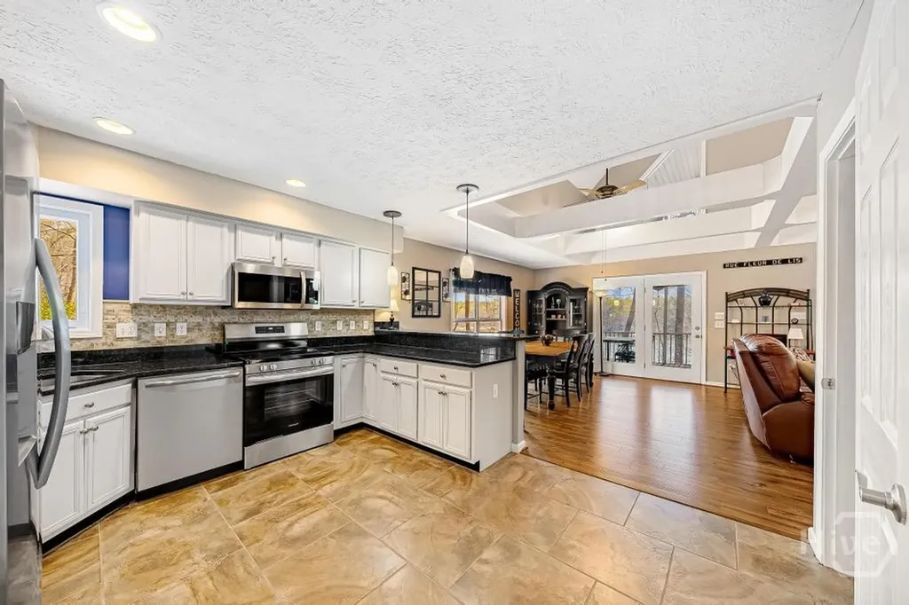 997 Rue Fleur De Lis Lavonia GA 30553