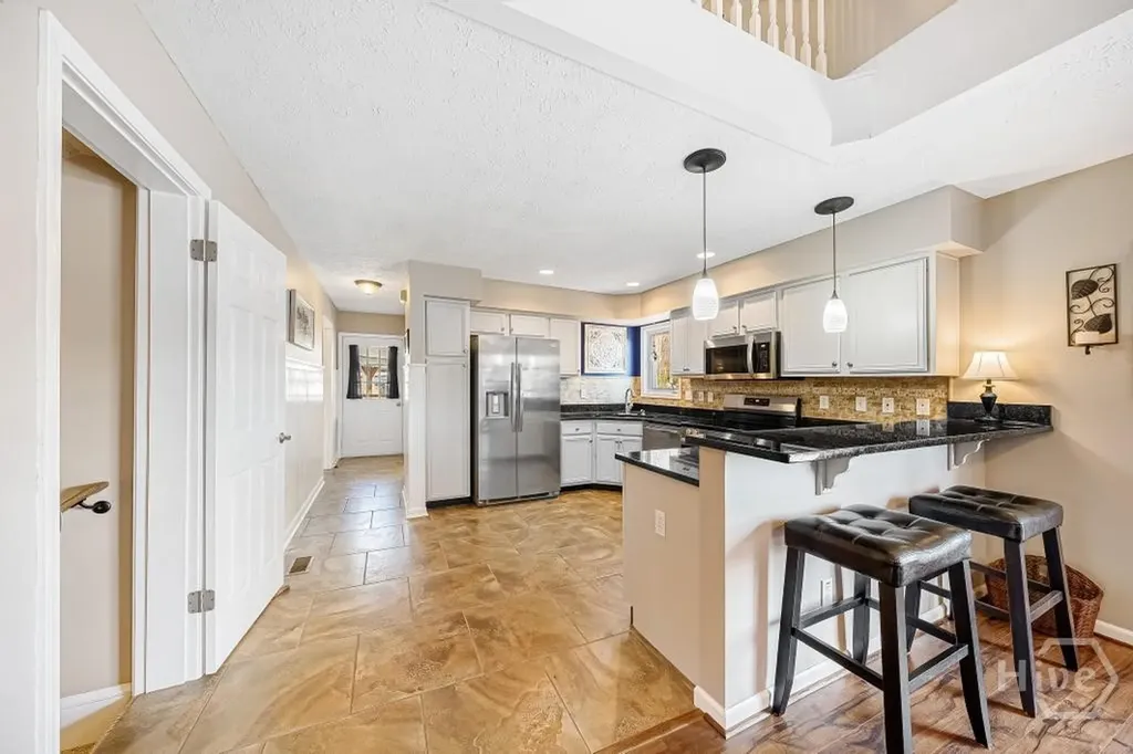 997 Rue Fleur De Lis Lavonia GA 30553