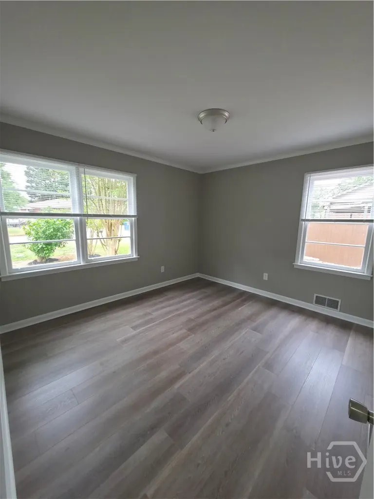360 Pinkney Street Winder GA 30680