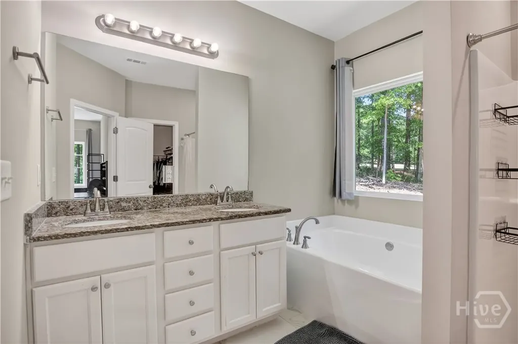 584 Tuxedo Commerce GA 30530