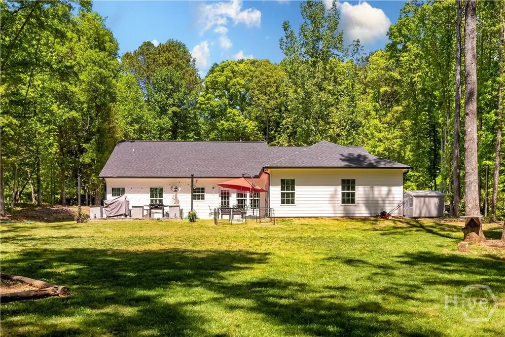 584 Tuxedo Commerce GA 30530