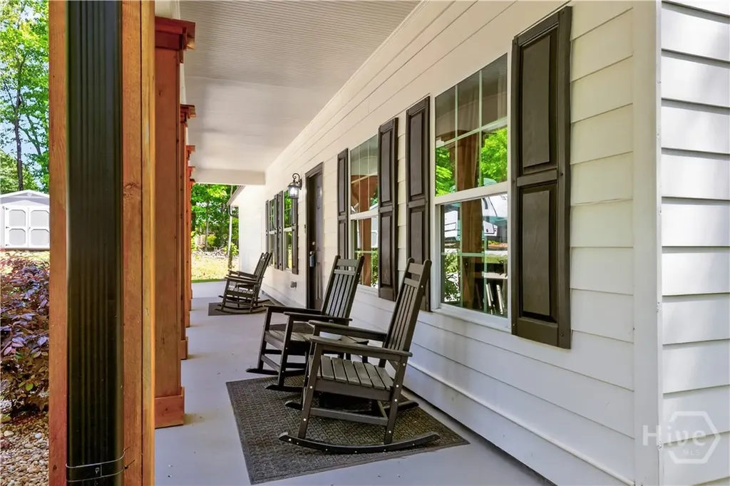 584 Tuxedo Commerce GA 30530