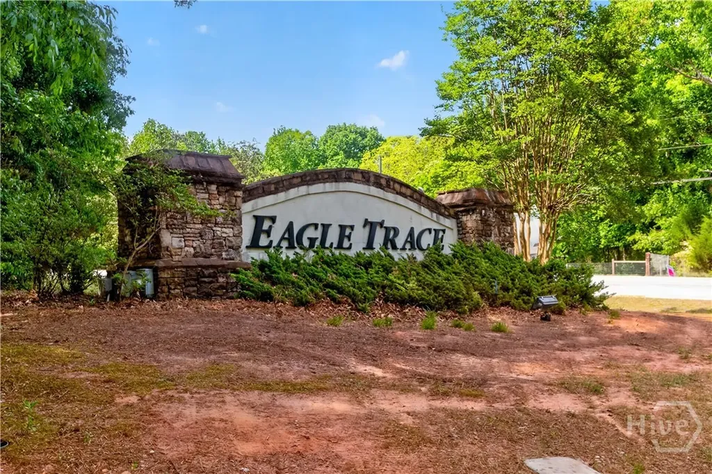 584 Tuxedo Commerce GA 30530