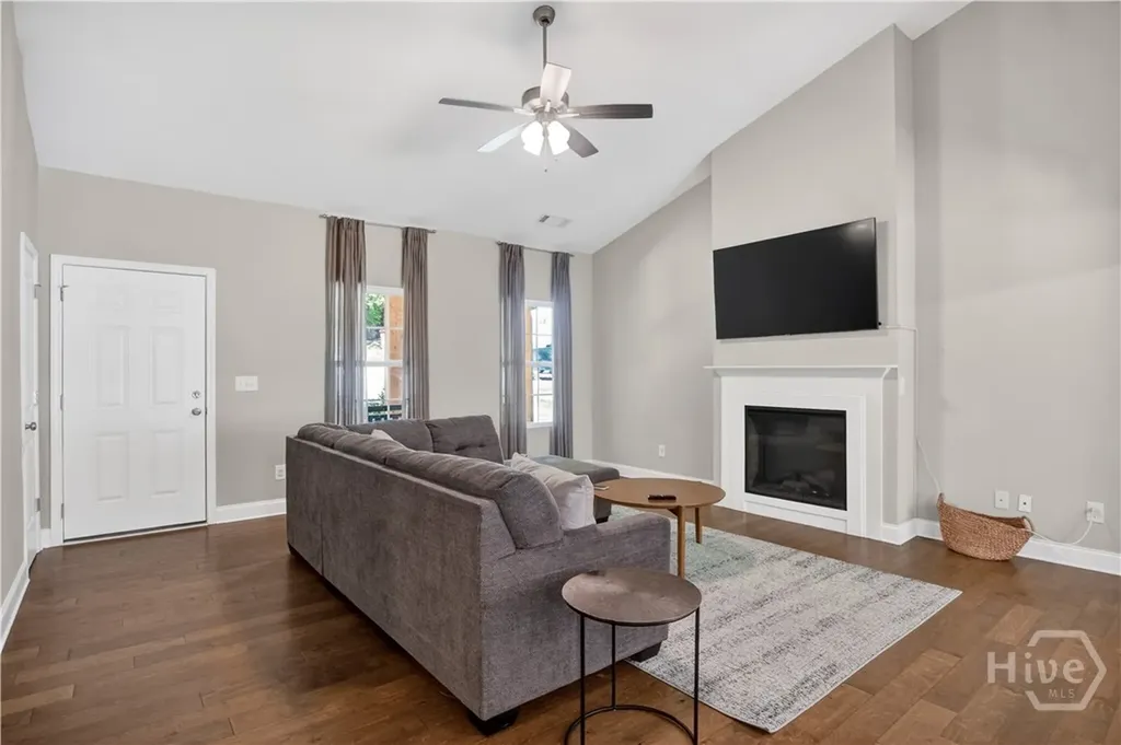 584 Tuxedo Commerce GA 30530