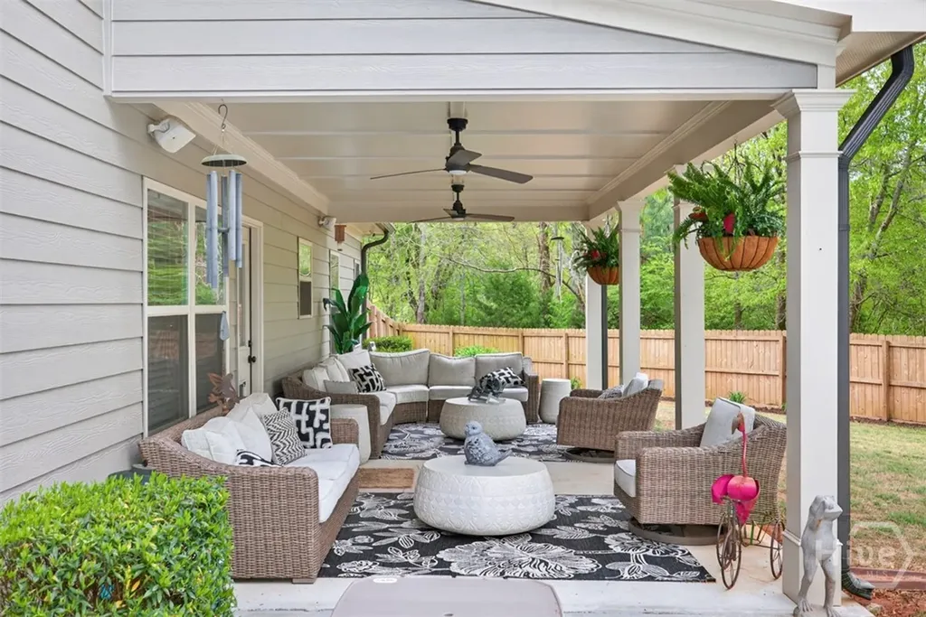 1428 Osborne Road Statham GA 30666