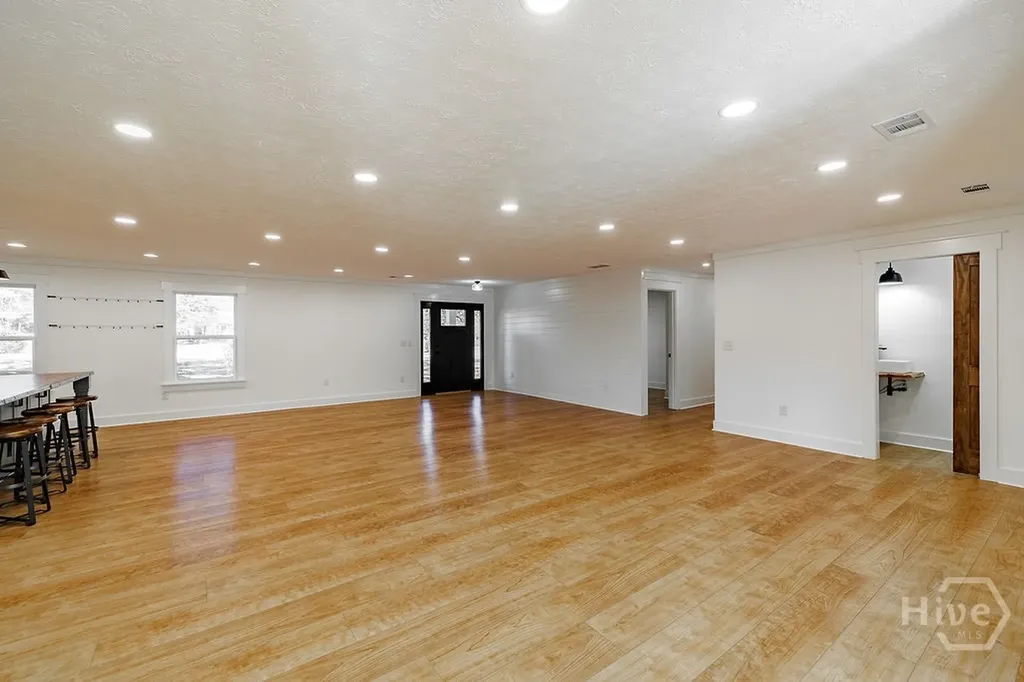 1410 Old Bishop Road Bishop GA 30621