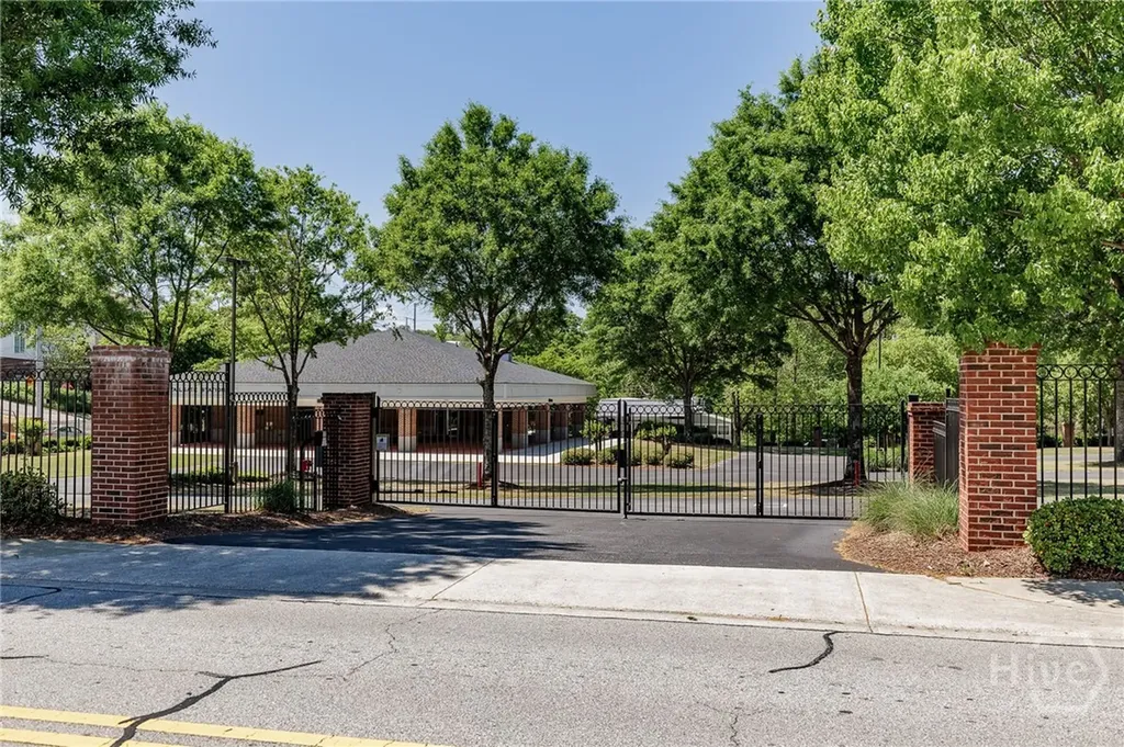 225 Oak Street Athens GA 30605