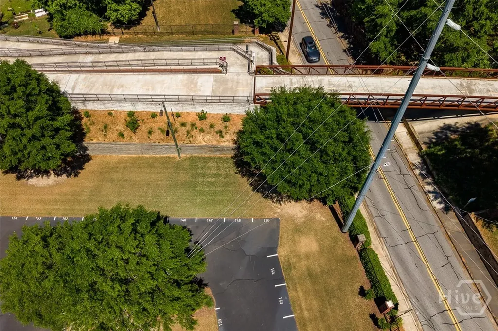 225 Oak Street Athens GA 30605