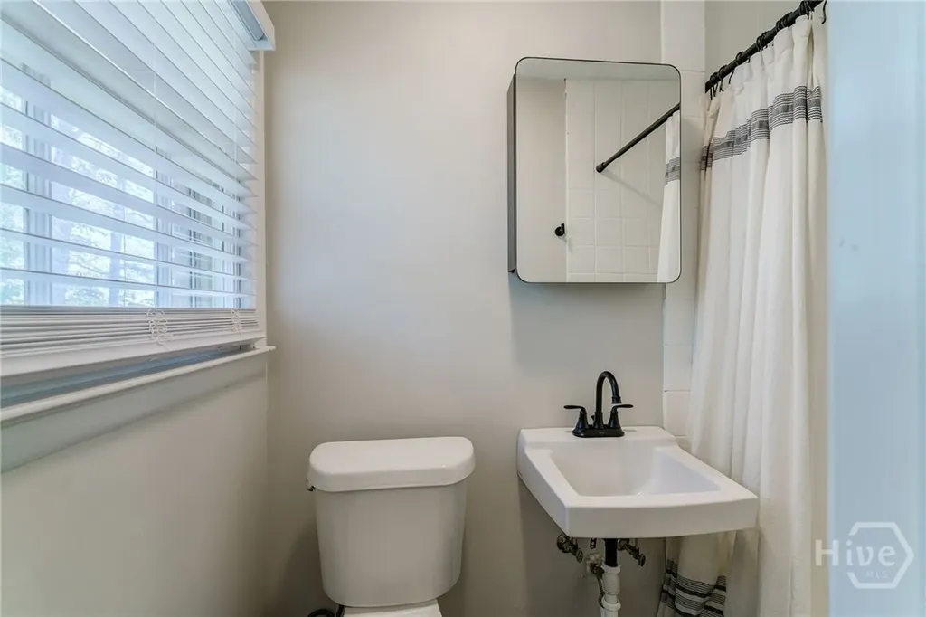 8100 Hog Mountain Road Statham GA 30666