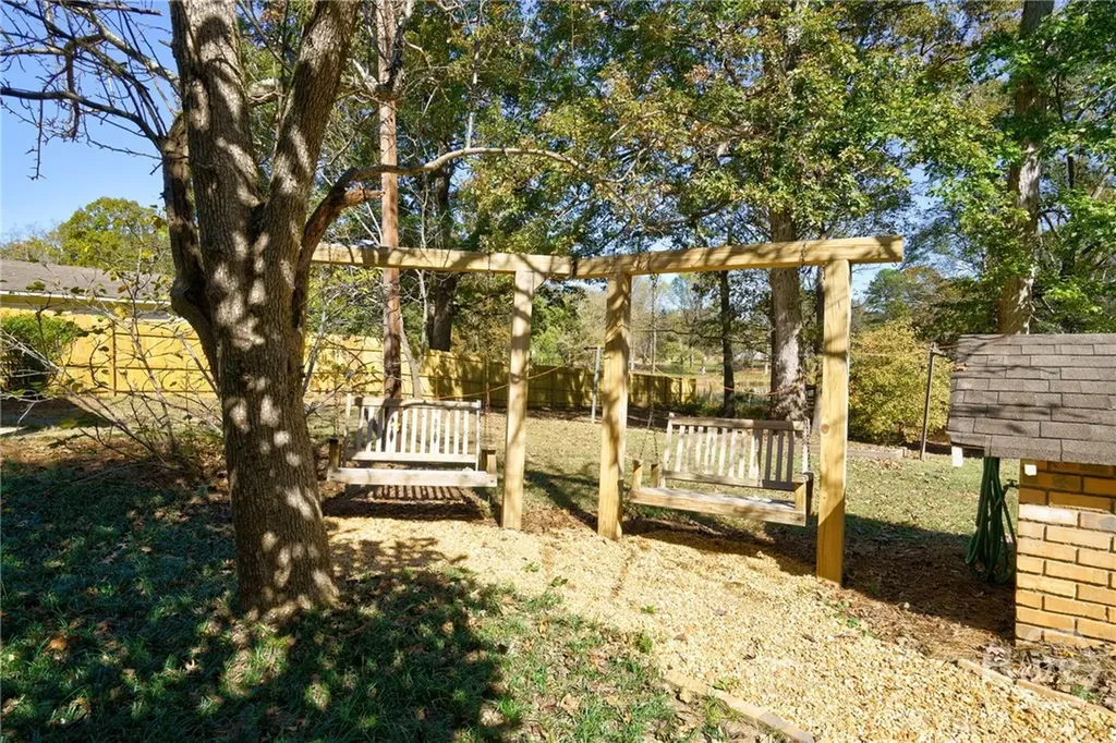 8100 Hog Mountain Road Statham GA 30666