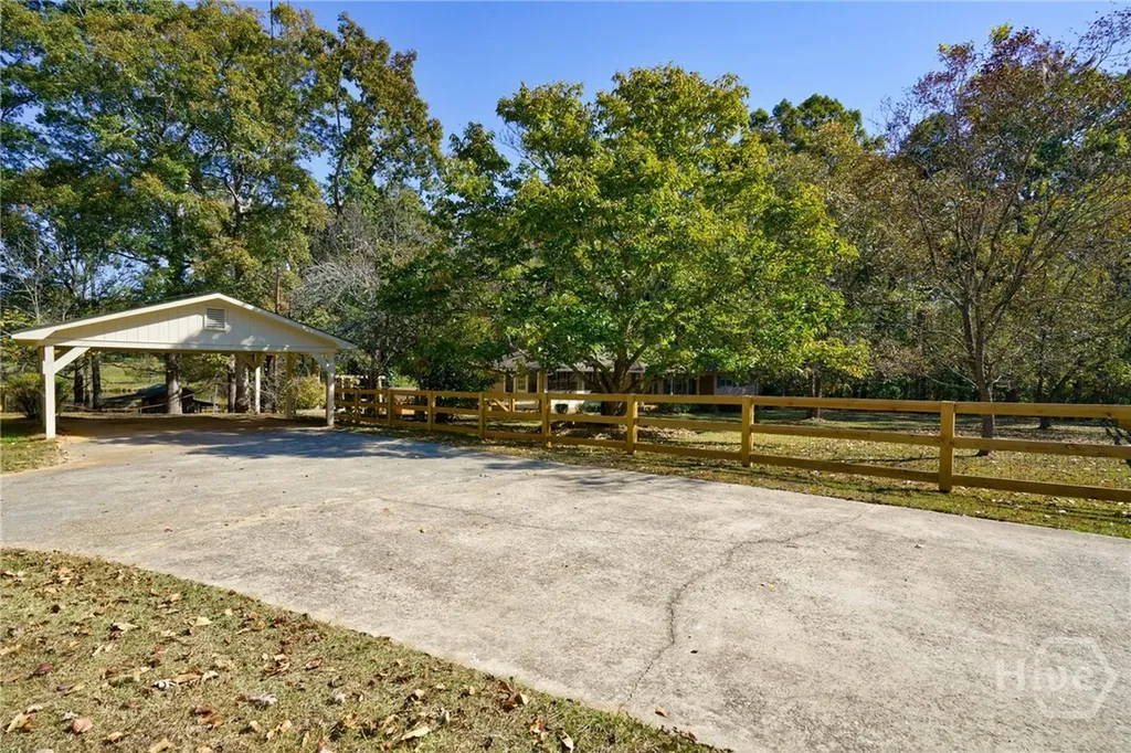 8100 Hog Mountain Road Statham GA 30666