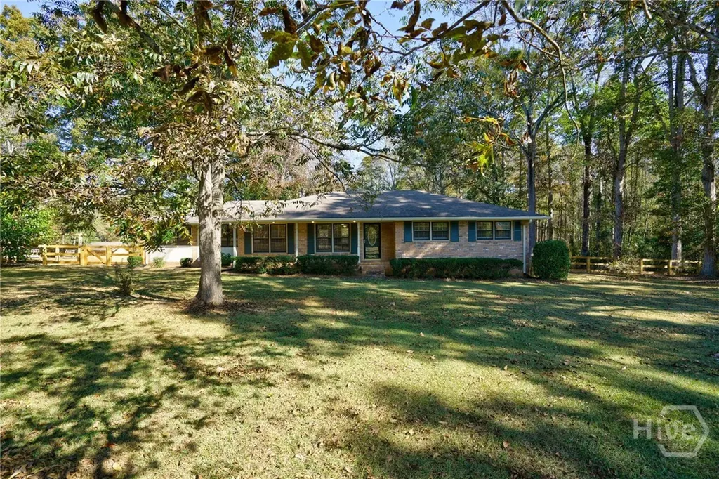 8100 Hog Mountain Road Statham GA 30666