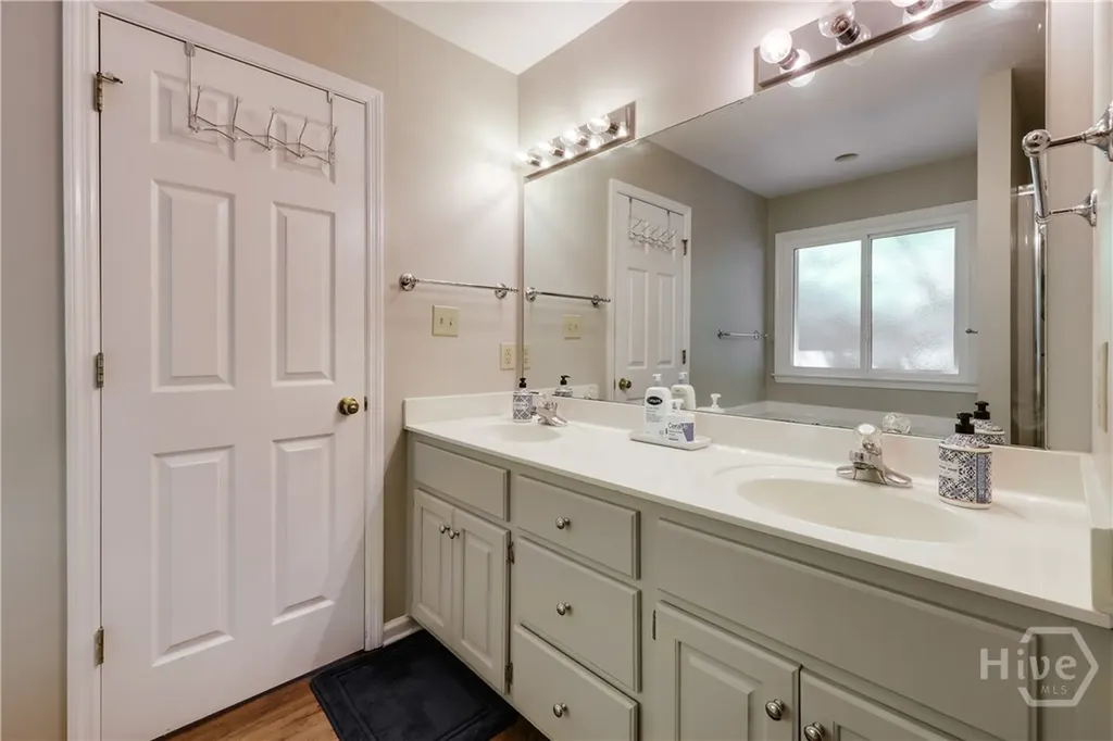 160 Meadow Creek Lane Athens GA 30605