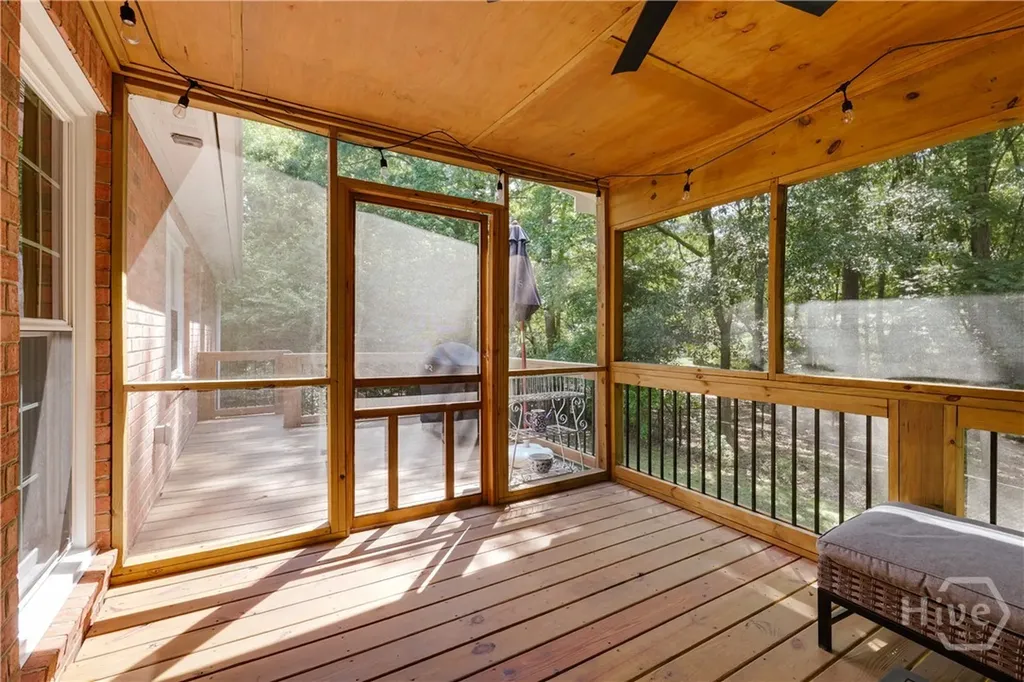 160 Meadow Creek Lane Athens GA 30605