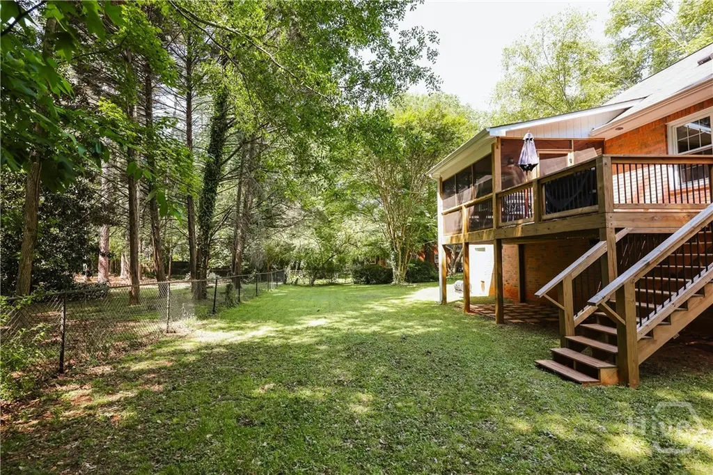 160 Meadow Creek Lane Athens GA 30605