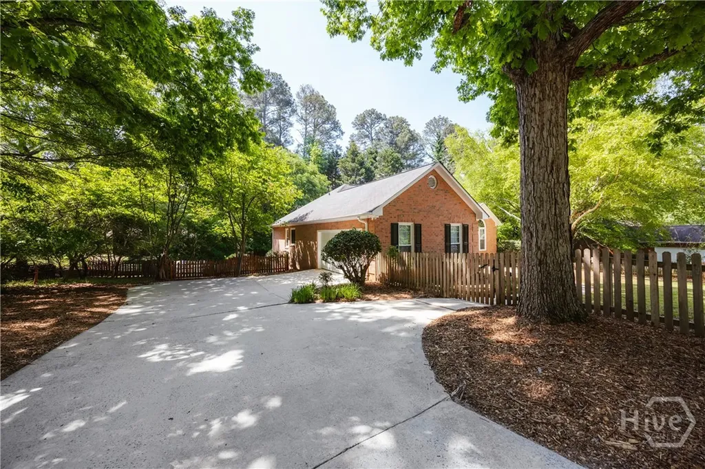 160 Meadow Creek Lane Athens GA 30605