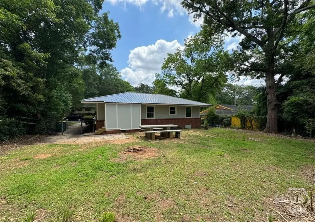 285 Willow Run Athens GA 30606